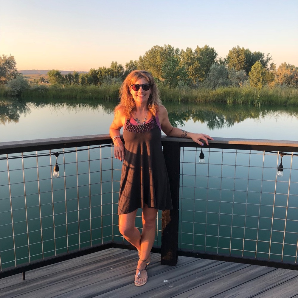 Meet your Posher, Alisa